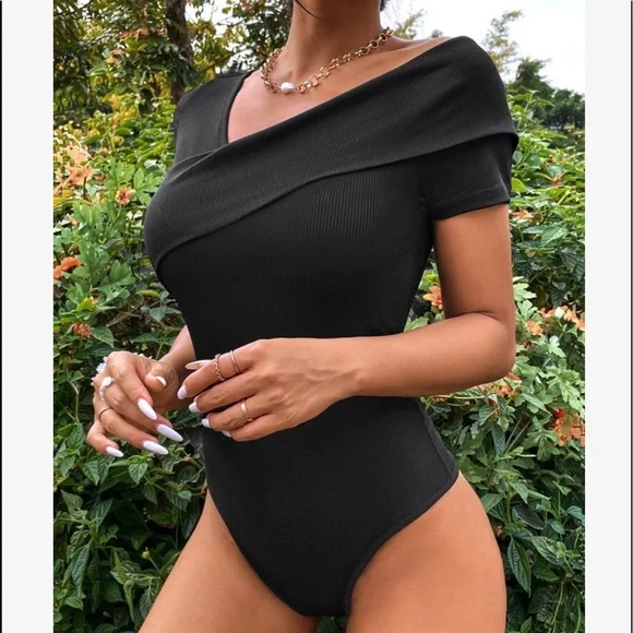 Plus Size Black Knit Ribbed Slim Fit Fitted Bodysuit - Picture 3 of 7